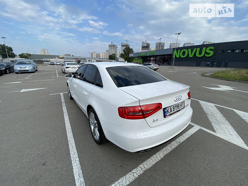 Седан Audi A4 2014 в Киеве