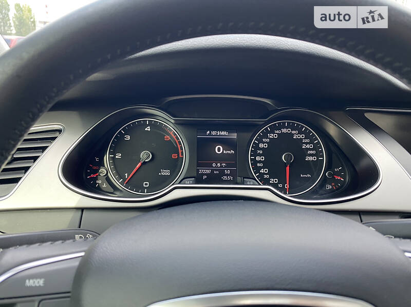 Седан Audi A4 2014 в Киеве