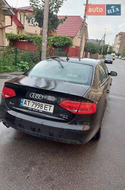 Седан Audi A4 2011 в Ивано-Франковске