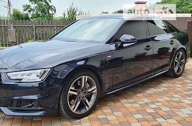 Седан Audi A4 2016 в 
