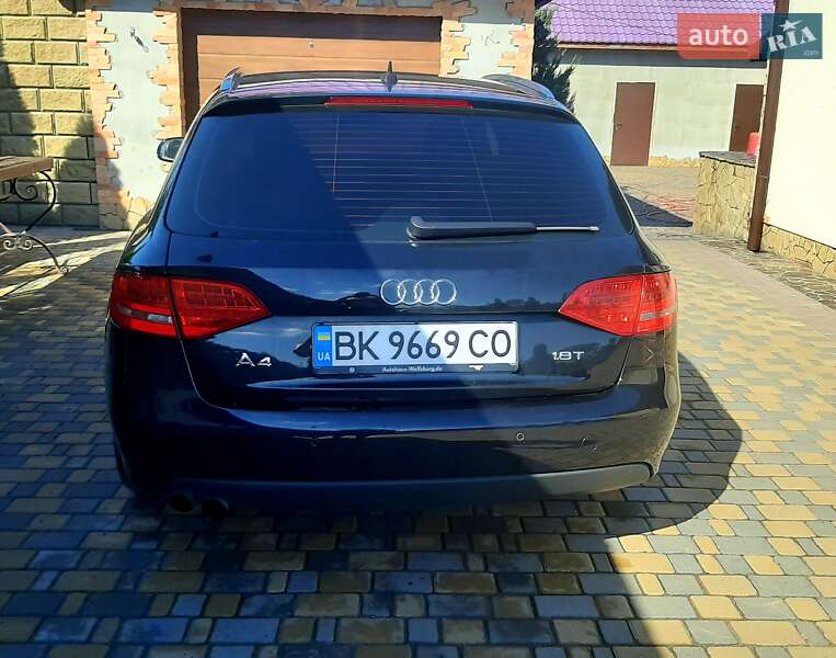 Універсал Audi A4 2009 в Вараші