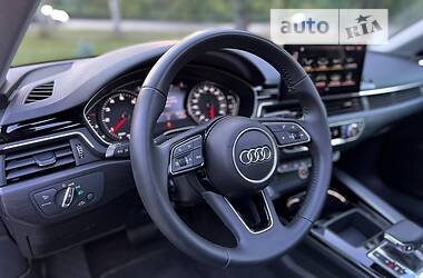 Седан Audi A4 2020 в Одесі