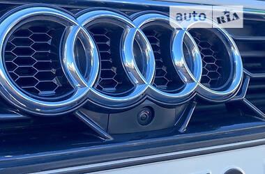 Седан Audi A4 2020 в 