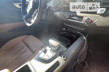 Седан Audi A4 2020 в 