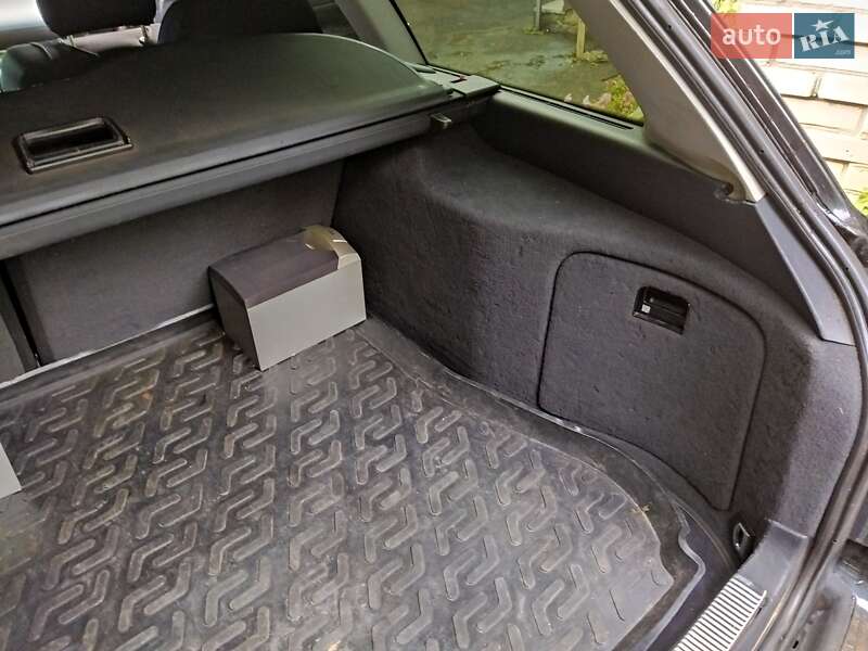 Универсал Audi A4 1997 в Глухове