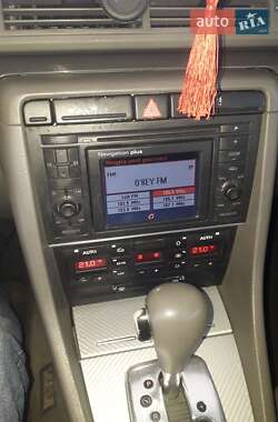 Универсал Audi A4 2002 в 