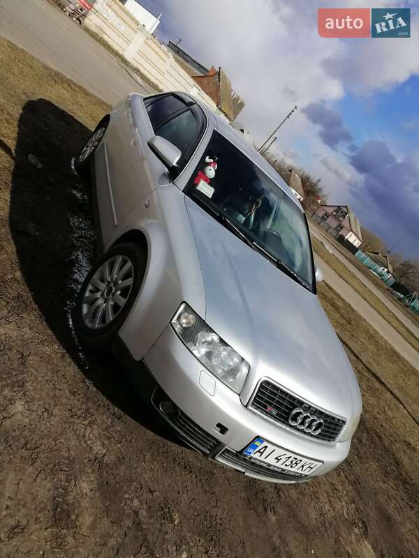 Седан Audi A4 2002 в Згуровке
