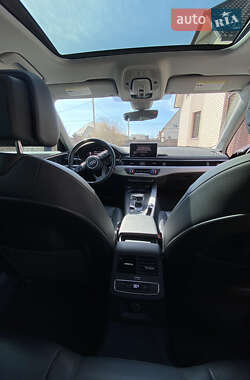 Седан Audi A4 2016 в 
