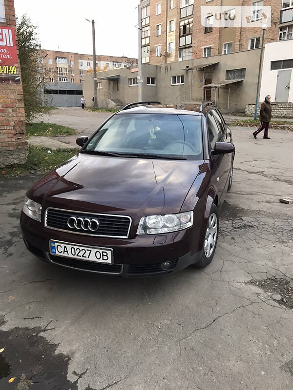 Універсал Audi A4 2002 в Ватутіному