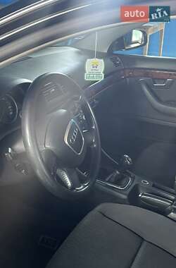 Универсал Audi A4 2006 в Первомайске