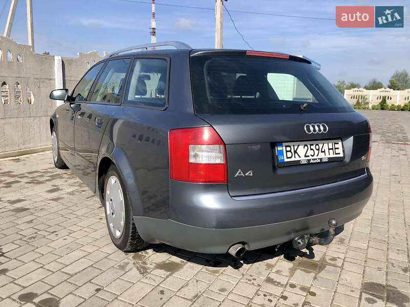 Универсал Audi A4 2002 в Олевске