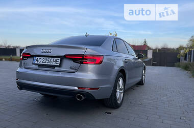 Седан Audi A4 2016 в Луцьку