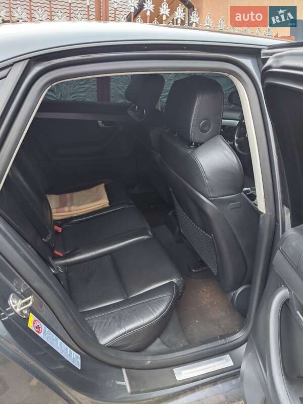 Седан Audi A4 2005 в Чернівцях