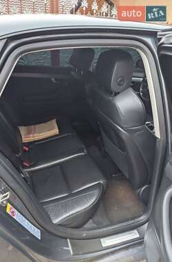 Седан Audi A4 2005 в 