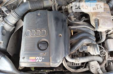 Седан Audi A4 1999 в 