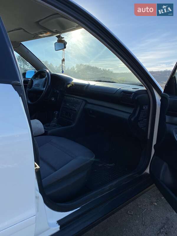 Универсал Audi A4 1997 в Львове фото 21 Универсал Audi A4 1997 в Львове