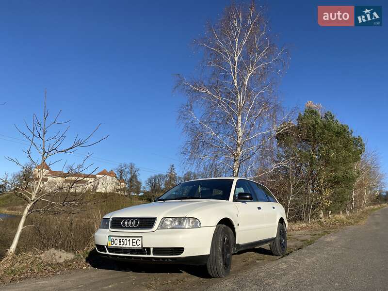 Универсал Audi A4 1997 в Львове