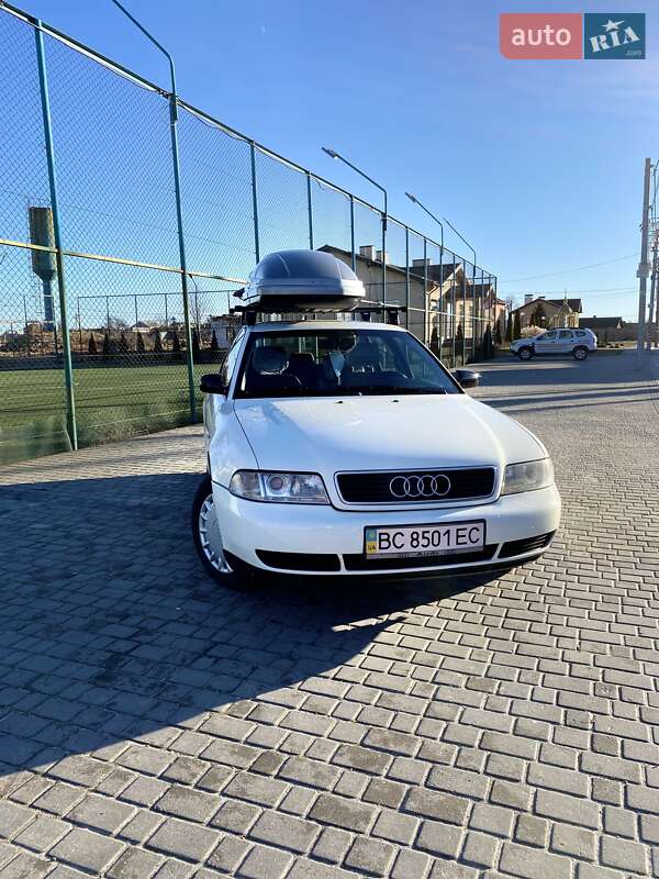 Универсал Audi A4 1997 в Львове
