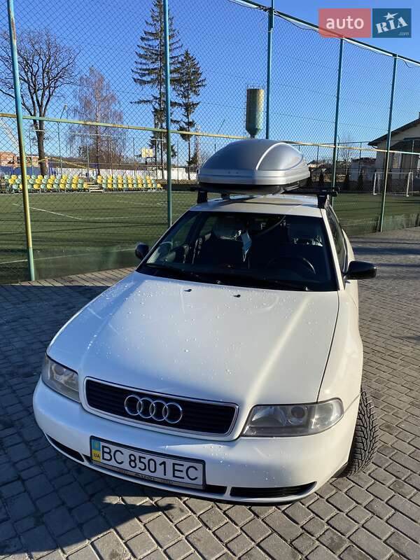 Универсал Audi A4 1997 в Львове