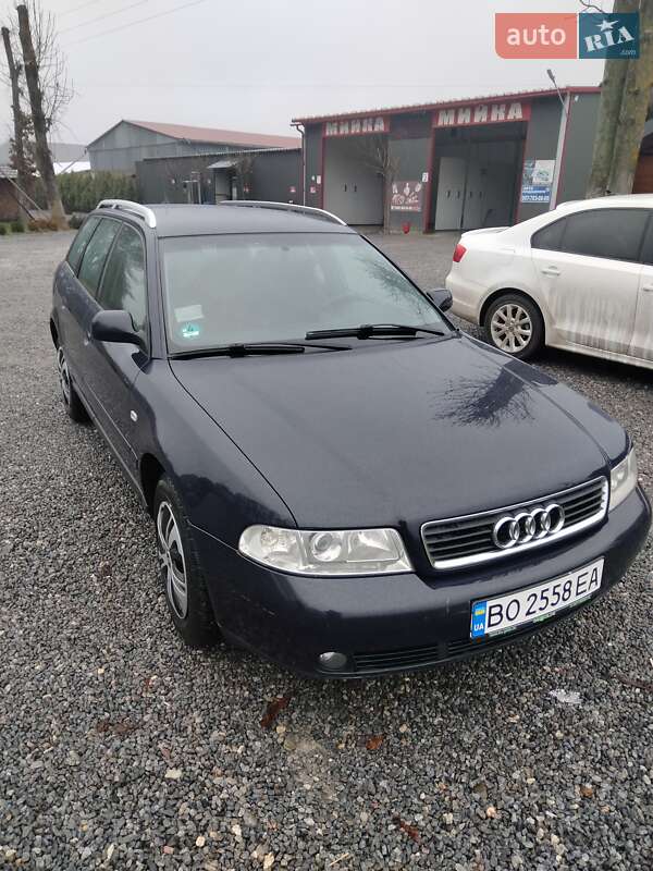 Универсал Audi A4 2000 в Збараже