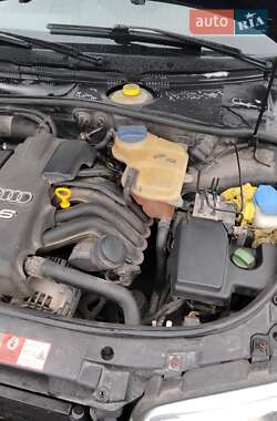 Универсал Audi A4 2000 в Збараже