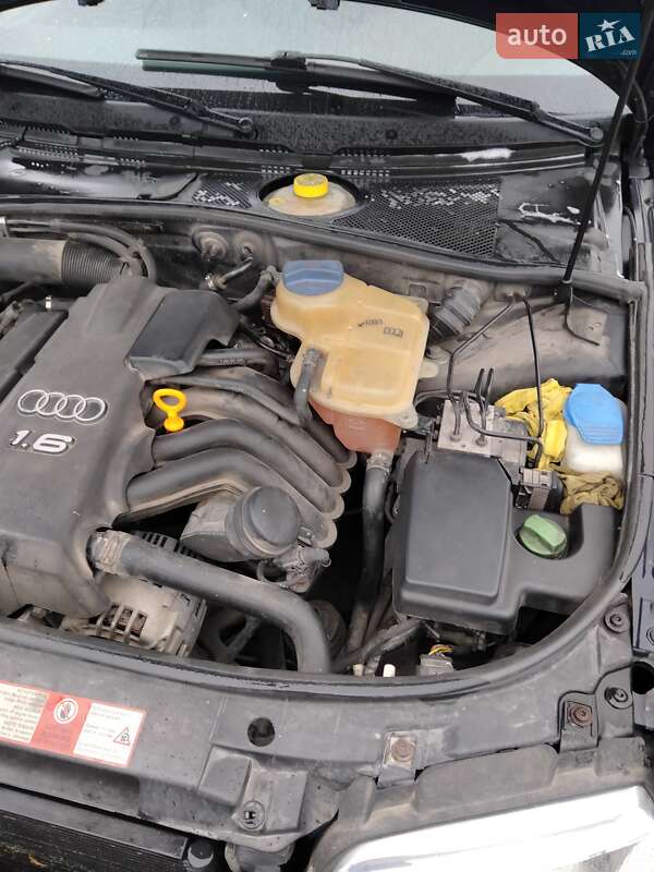 Универсал Audi A4 2000 в Збараже