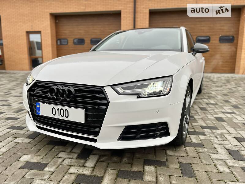 Седан Audi A4 2017 в Рівному