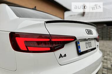 Седан Audi A4 2017 в 