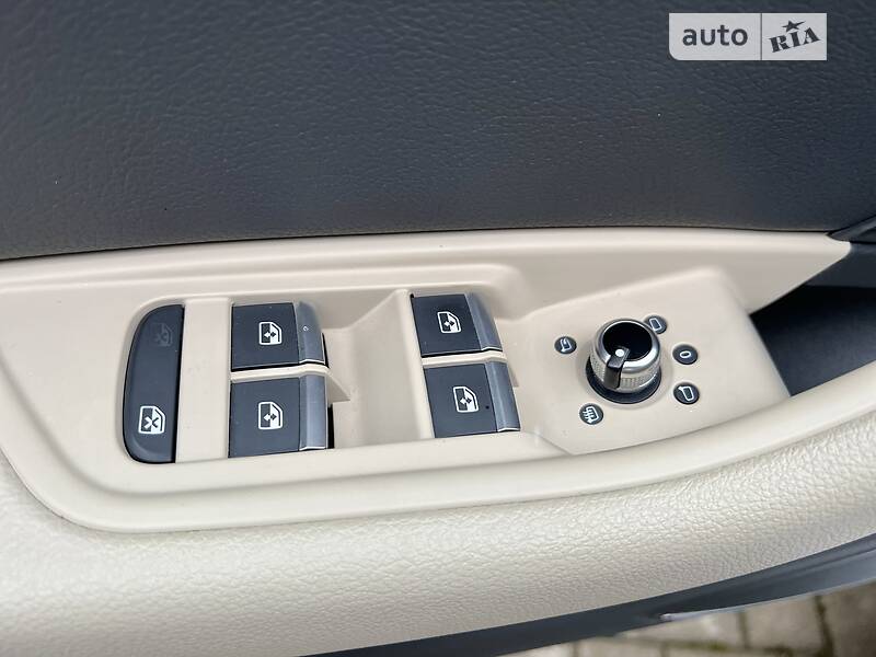 Седан Audi A4 2017 в Рівному
