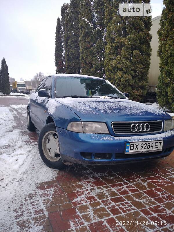 Седан Audi A4 1998 в Хмельницком