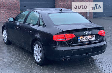 Седан Audi A4 2011 в Хмельницькому