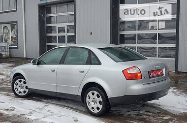 Седан Audi A4 2002 в Сарнах