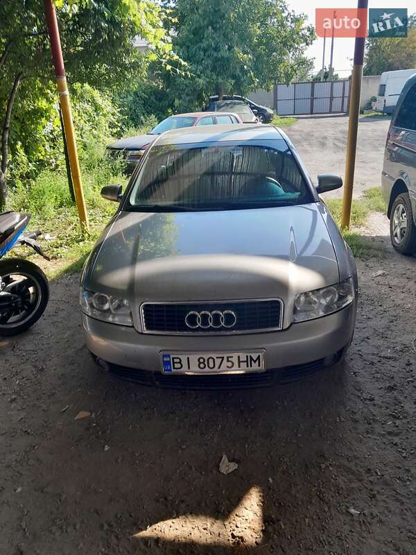 Седан Audi A4 2001 в Кременчуге