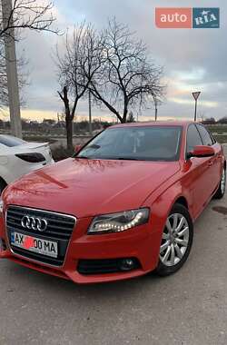 Седан Audi A4 2012 в 