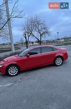 Седан Audi A4 2012 в 