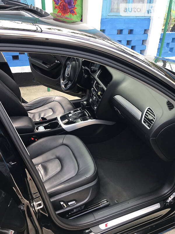 Седан Audi A4 2013 в Одессе