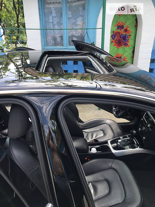 Седан Audi A4 2013 в Одессе