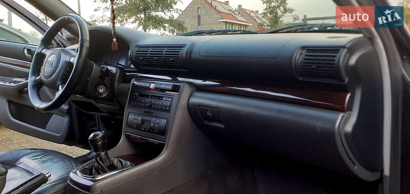 Універсал Audi A4 1999 в Тернополі