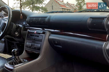 Универсал Audi A4 1999 в 