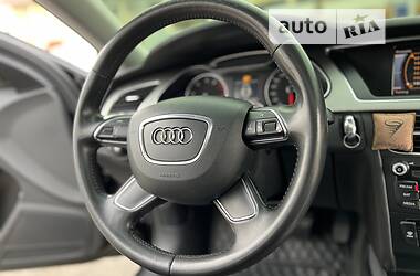 Седан Audi A4 2013 в Дніпрі