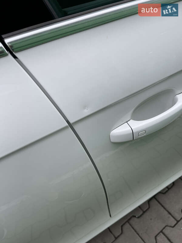 Седан Audi A4 2014 в Херсоне