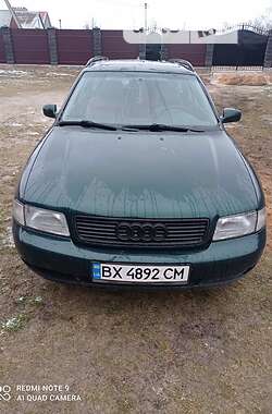 Универсал Audi A4 1996 в Нетешине