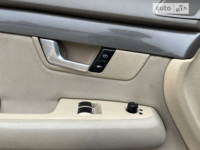Универсал Audi A4 2002 в Виннице