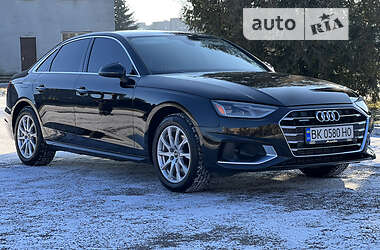 Седан Audi A4 2020 в Ровно