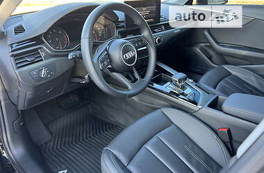 Седан Audi A4 2020 в Ровно