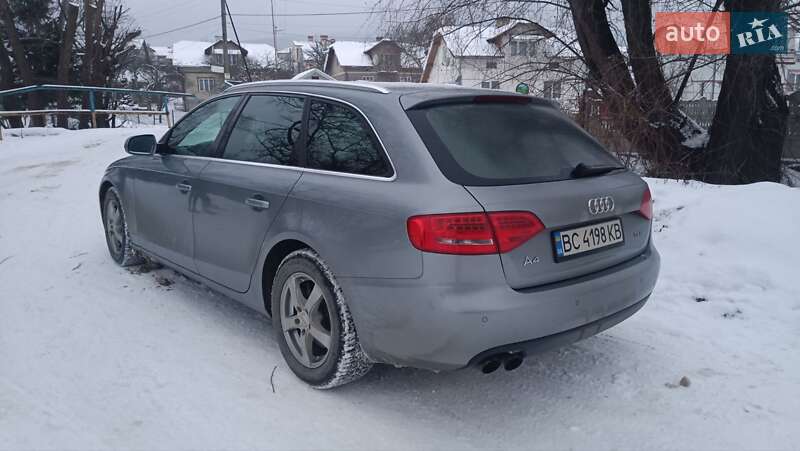 Универсал Audi A4 2010 в Бориславе