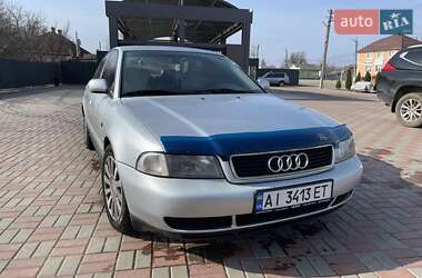 Седан Audi A4 1996 в Переяславі