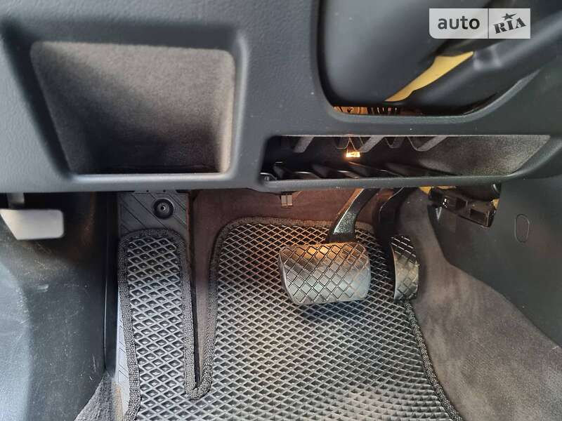 Седан Audi A4 2004 в Ивано-Франковске