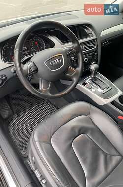 Седан Audi A4 2012 в 