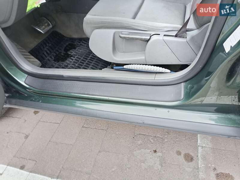 Седан Audi A4 2001 в Житомире